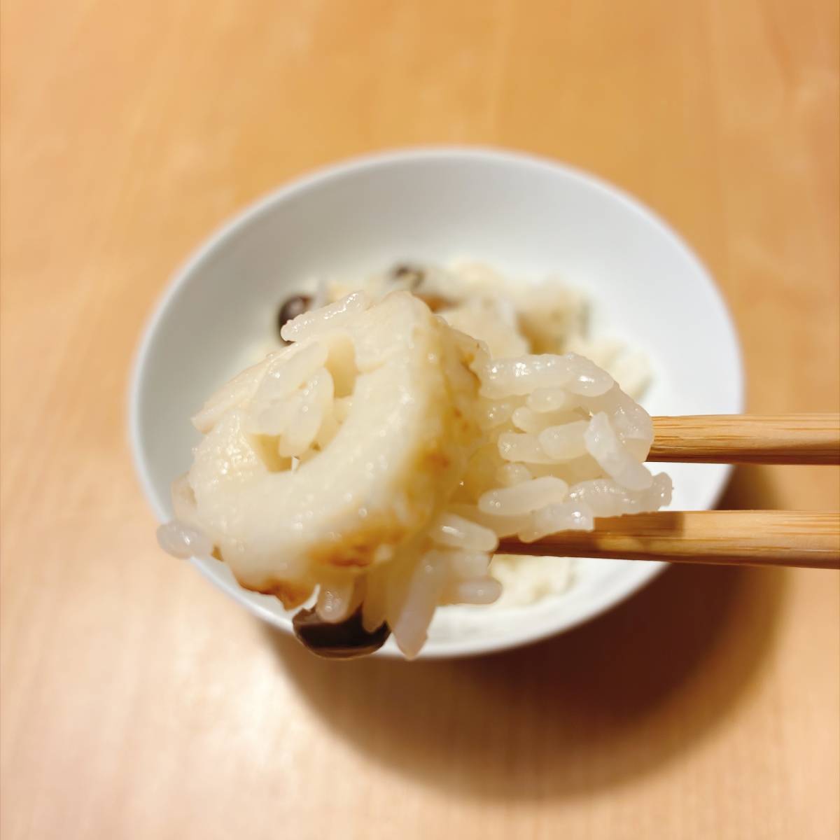 紀文公式の「焼ちくわダシときのこの炊き込みご飯」のレシピ