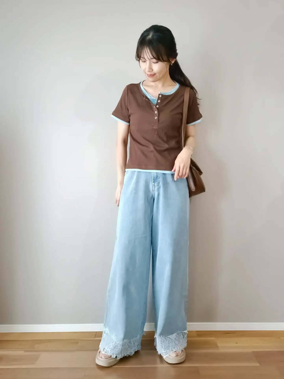 ヘンリーネックTシャツを合わせる♪