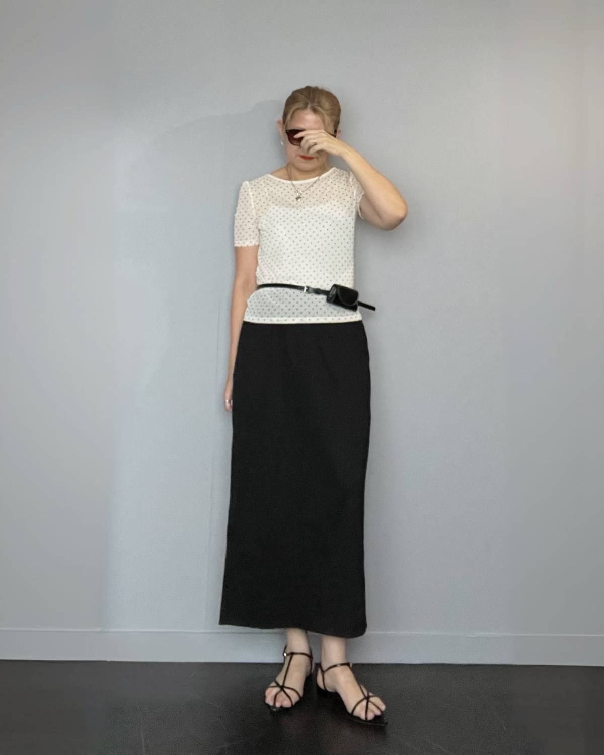 シアートップス×ナロースカート
