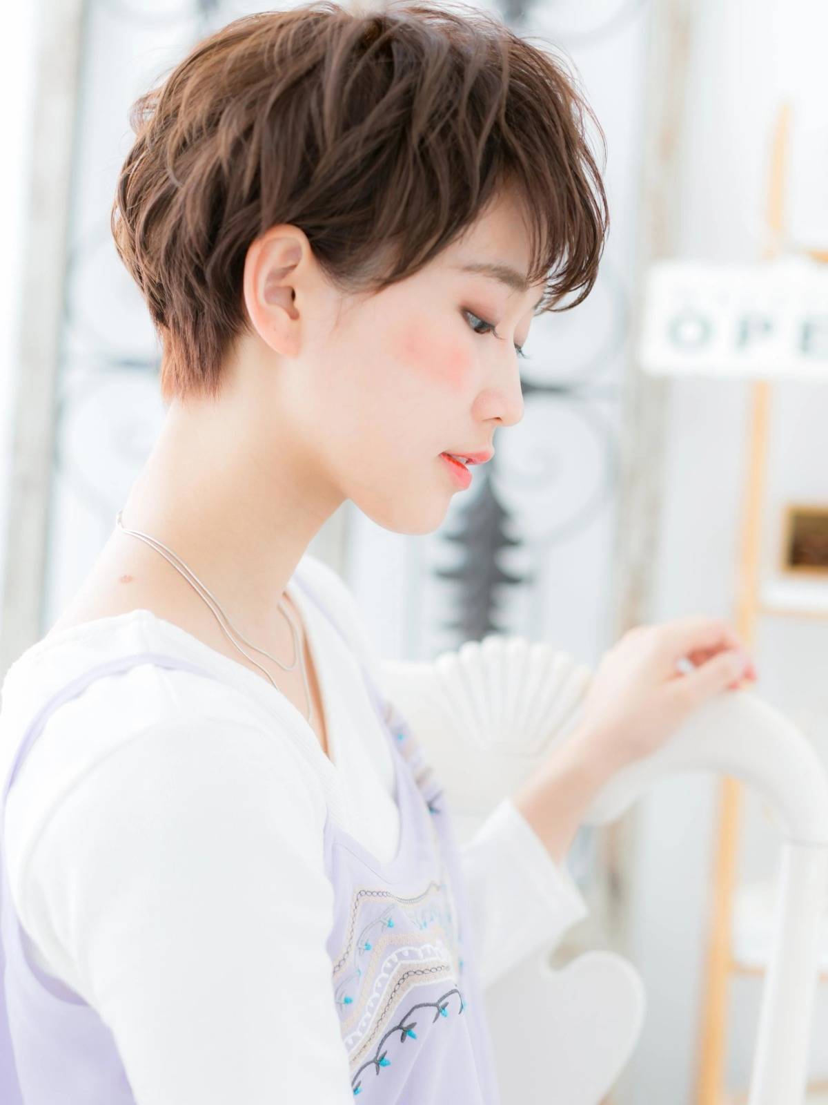 くせ毛レイヤーショート
