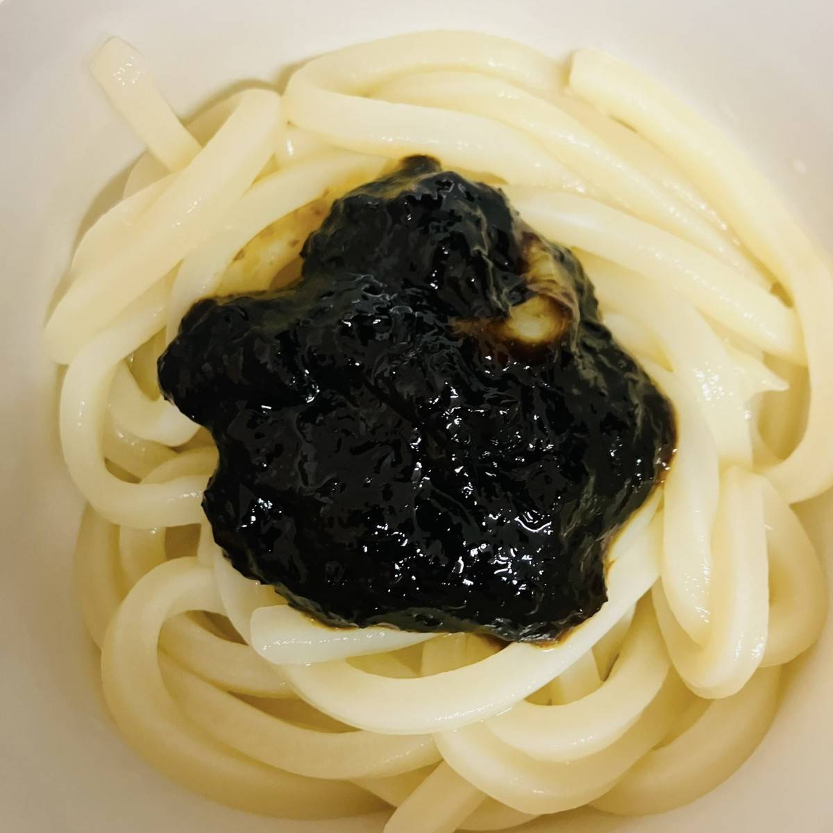 テーブルマーク公式の「のり佃煮のぶっかけうどん」のレシピ