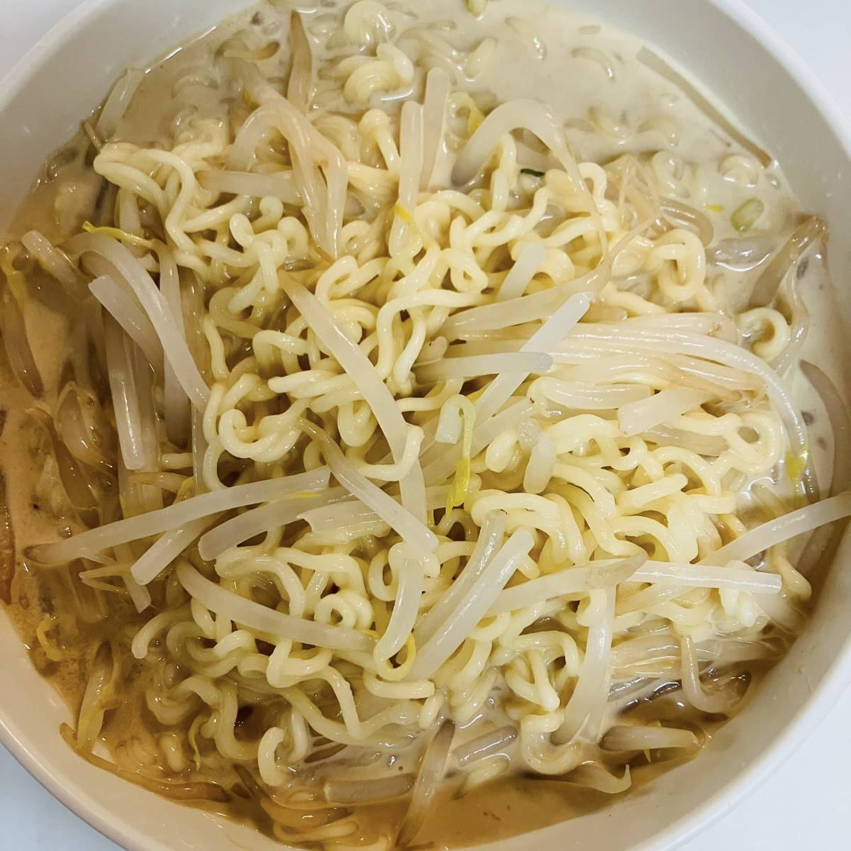 サッポロ一番公式の「クリーミー冷やし豆乳担々麺」のレシピ