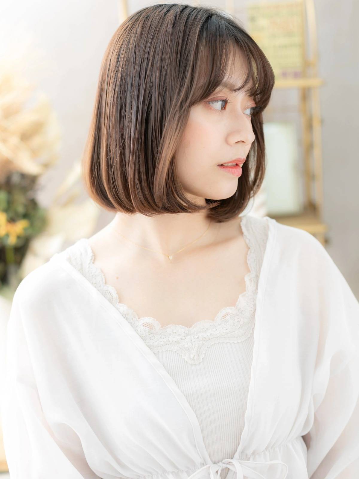 大人可愛い前下がりボブ