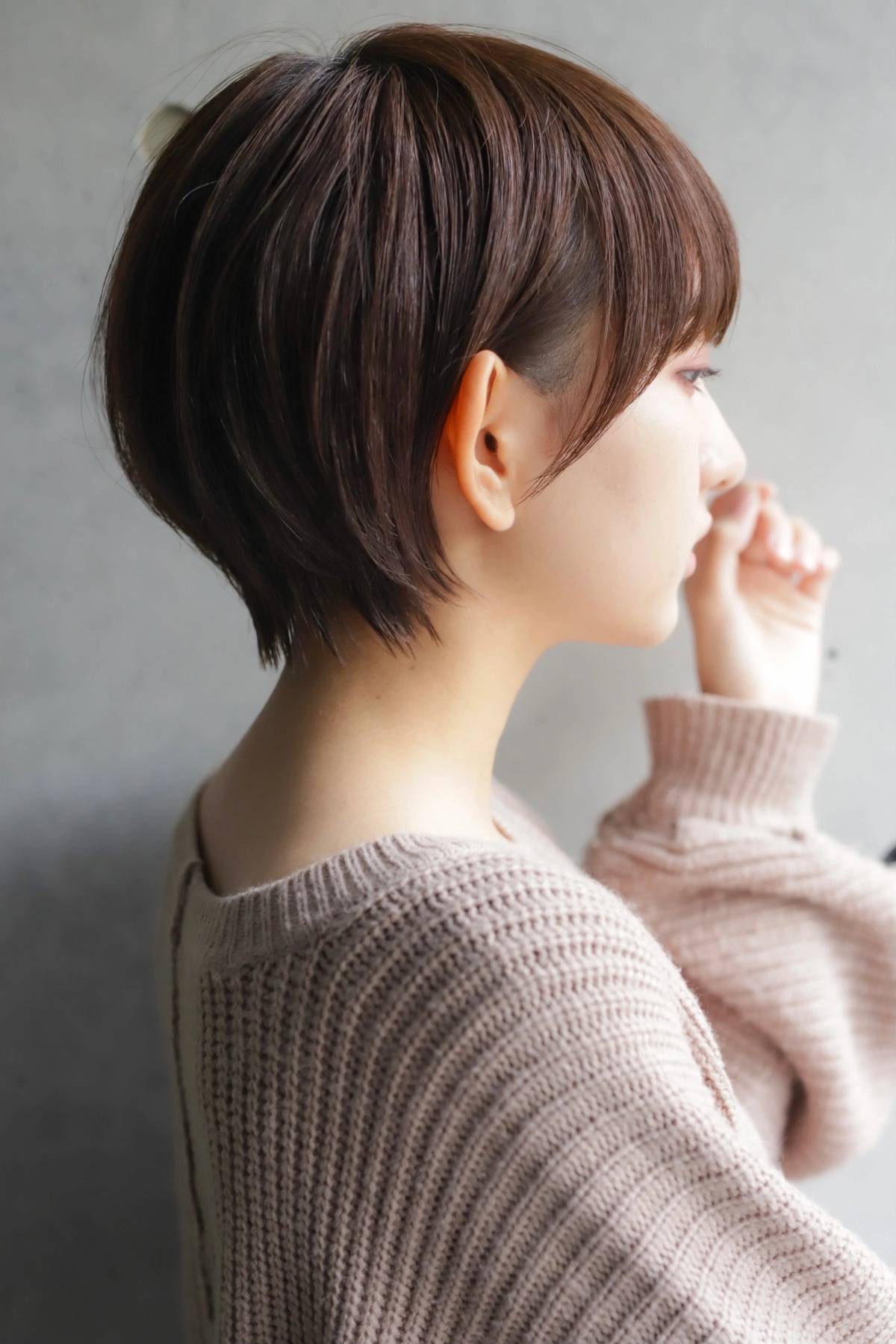 上品見え丸みショート