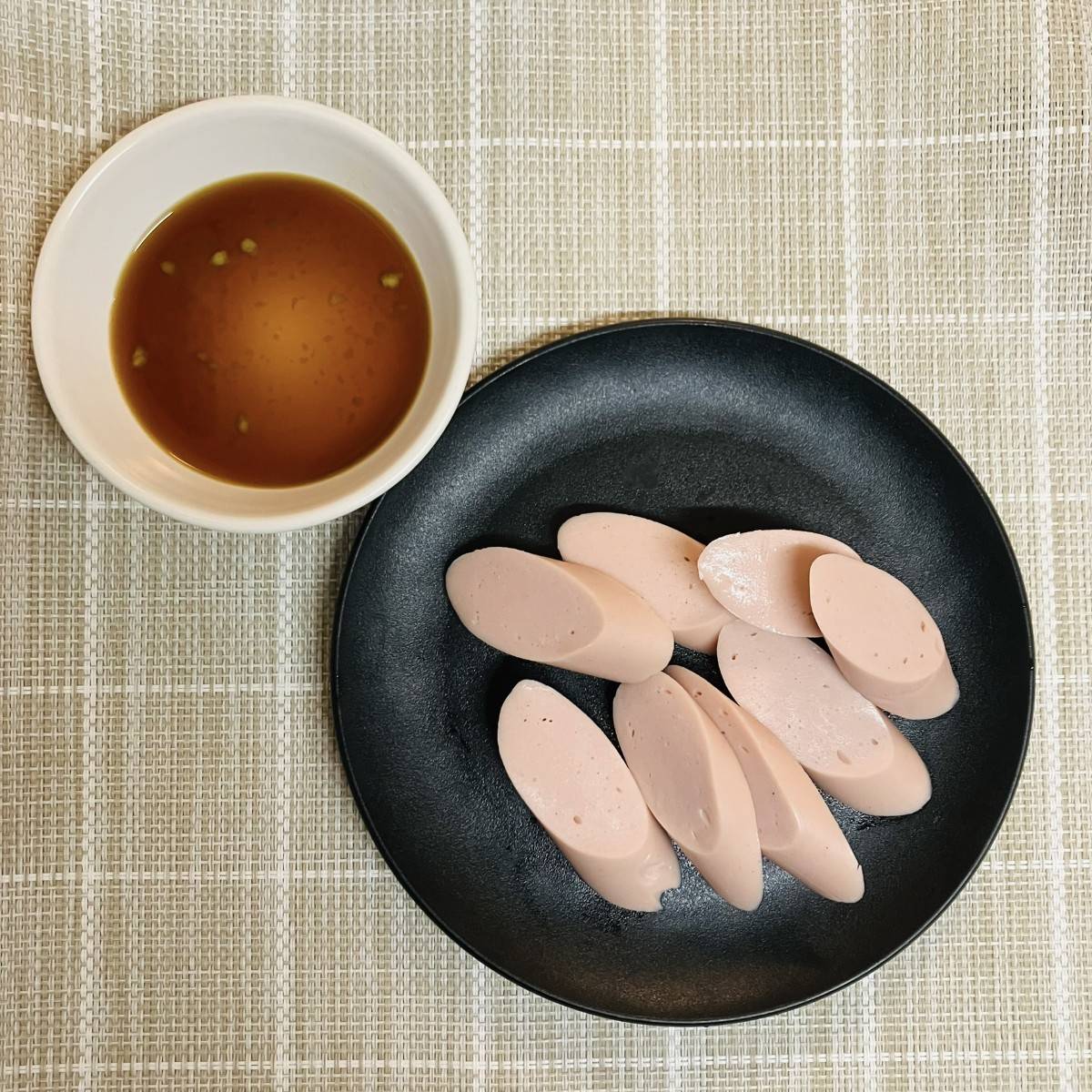 ニッスイ公式の「レンチンで！満腹感ソーセージ」のレシピ