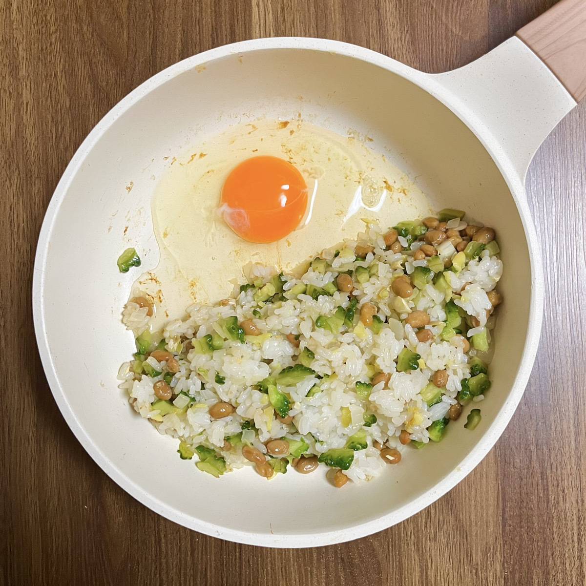 JAグループ公式の「種とわたも使います!ゴーヤ納豆味噌チャーハン」のレシピ