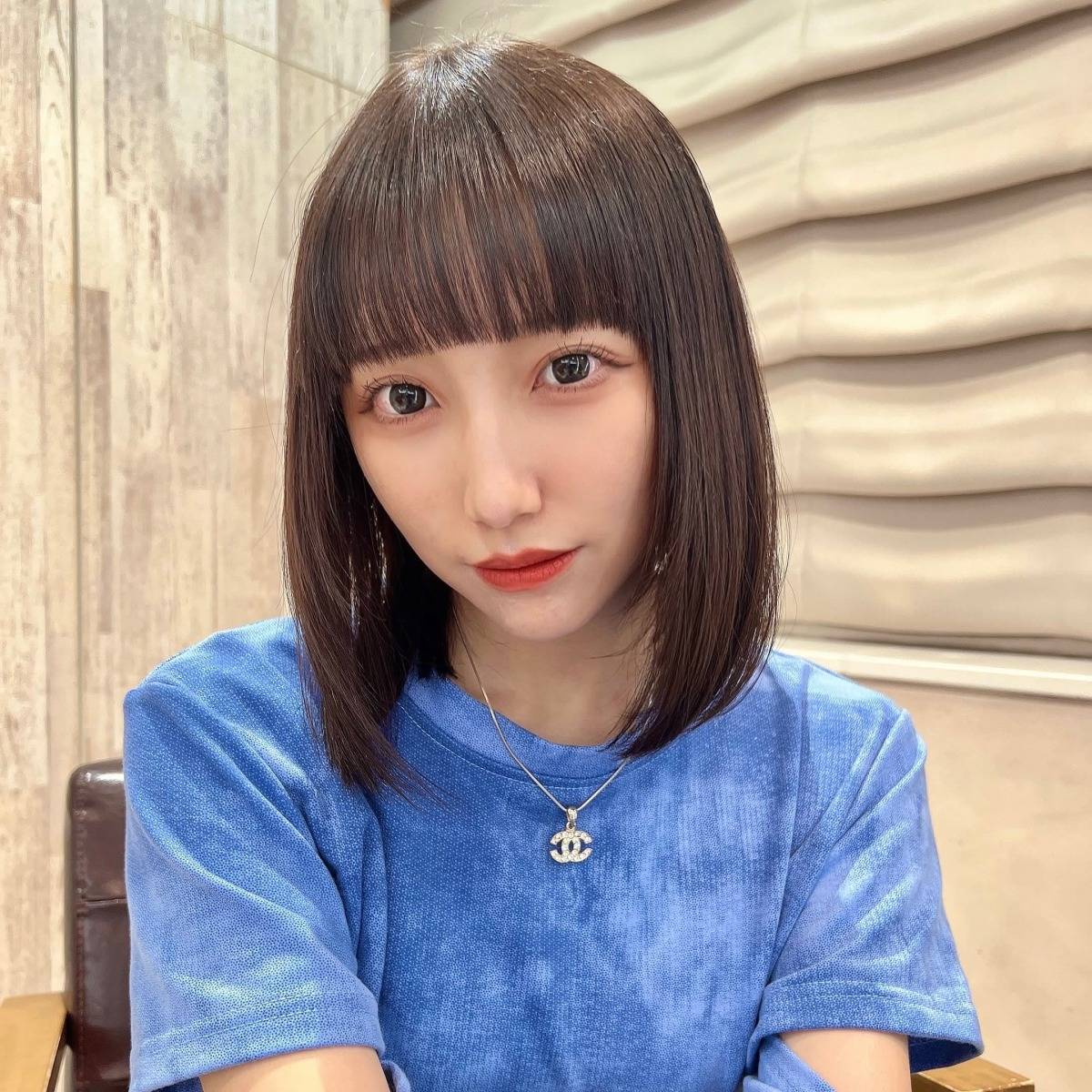ぱっつん前髪のボブ