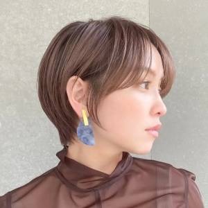  ボリュームレスなショート 