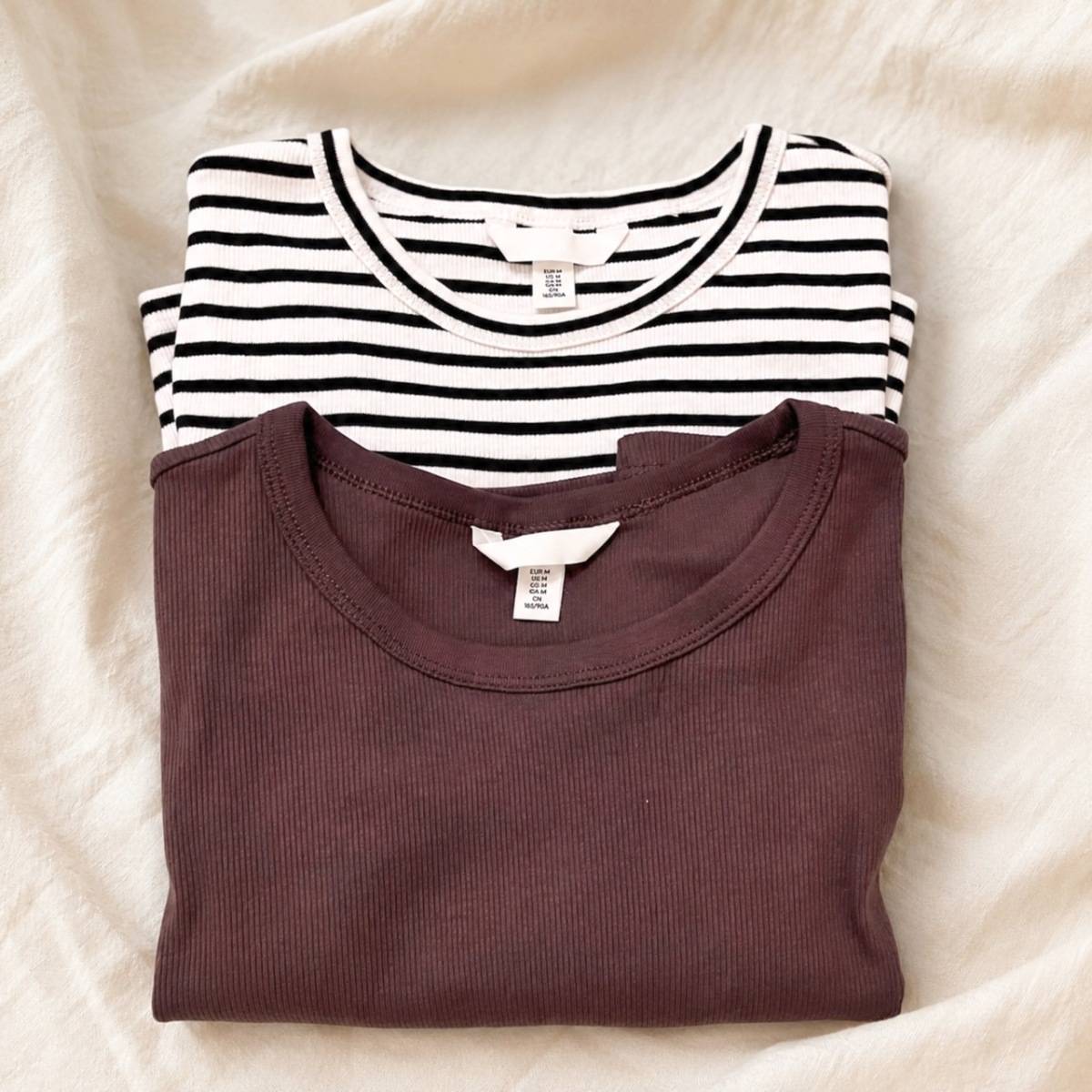 H&M リブTシャツ「ダスティパープル」と「ボーダー」