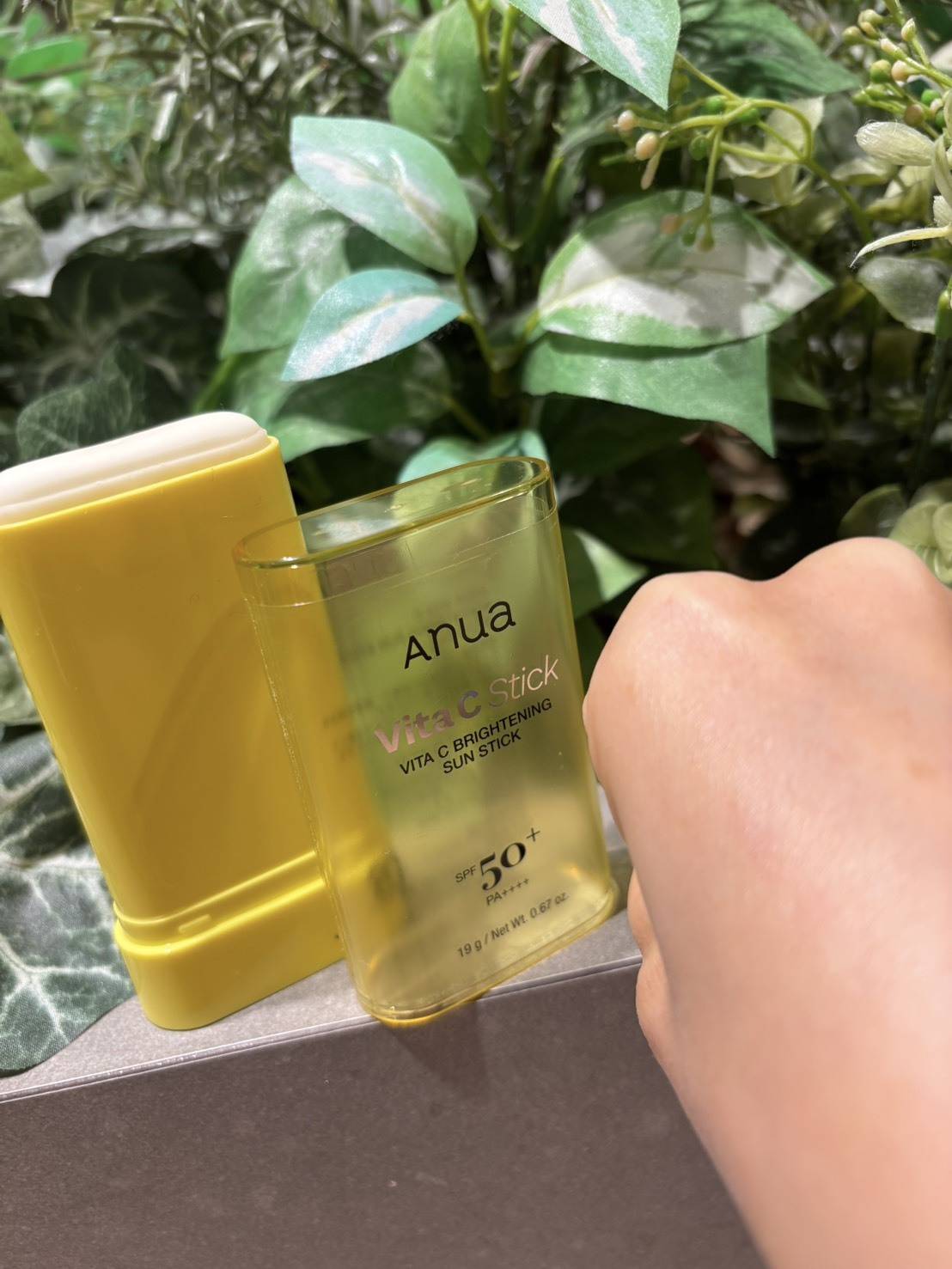 Anua ビタCサンスクリーンUVスティック
