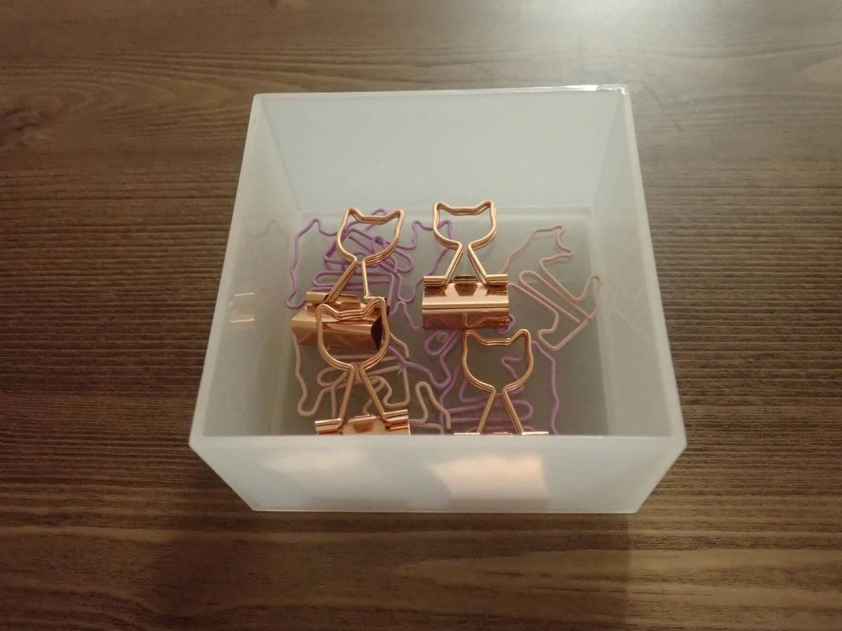 DAISO(ダイソー)：PP整理BOX(D8、フロストホワイト)