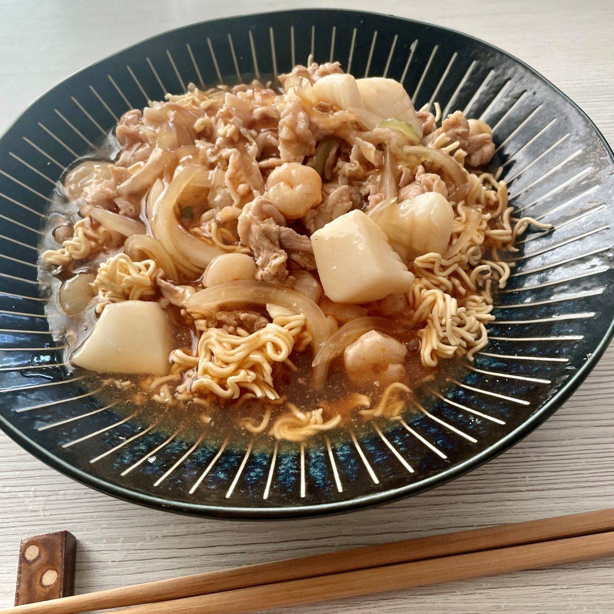 チャルメラ公式の「5分で作れる五目あんかけかた焼きそば」のレシピ