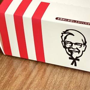  ケンタッキーの箱 