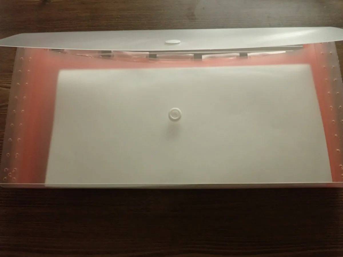 DAISO(ダイソー)：B5ドキュメントファイル スリムタイプ