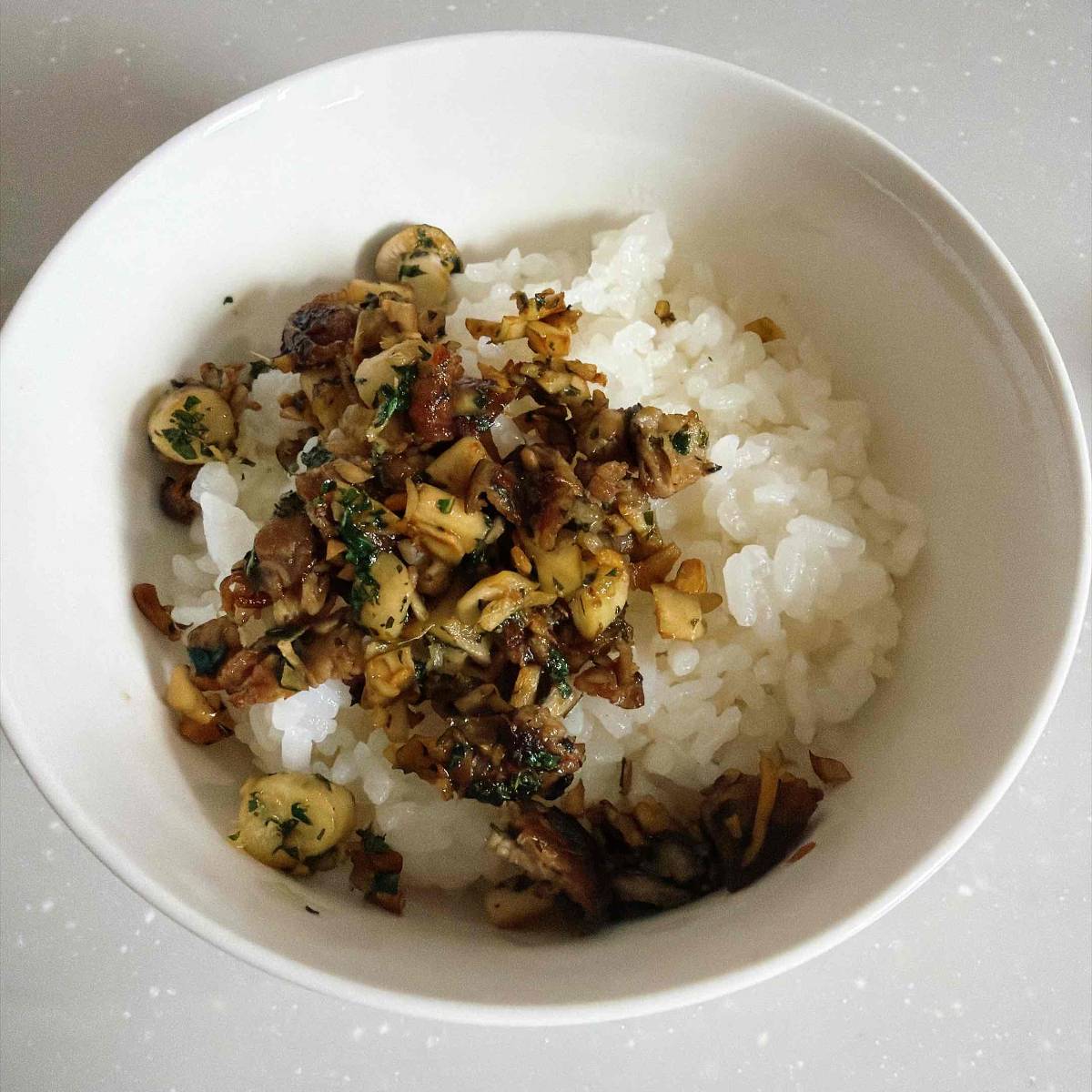JAグループ公式の「豚肉、きのこ、シソの混ぜご飯」のレシピ