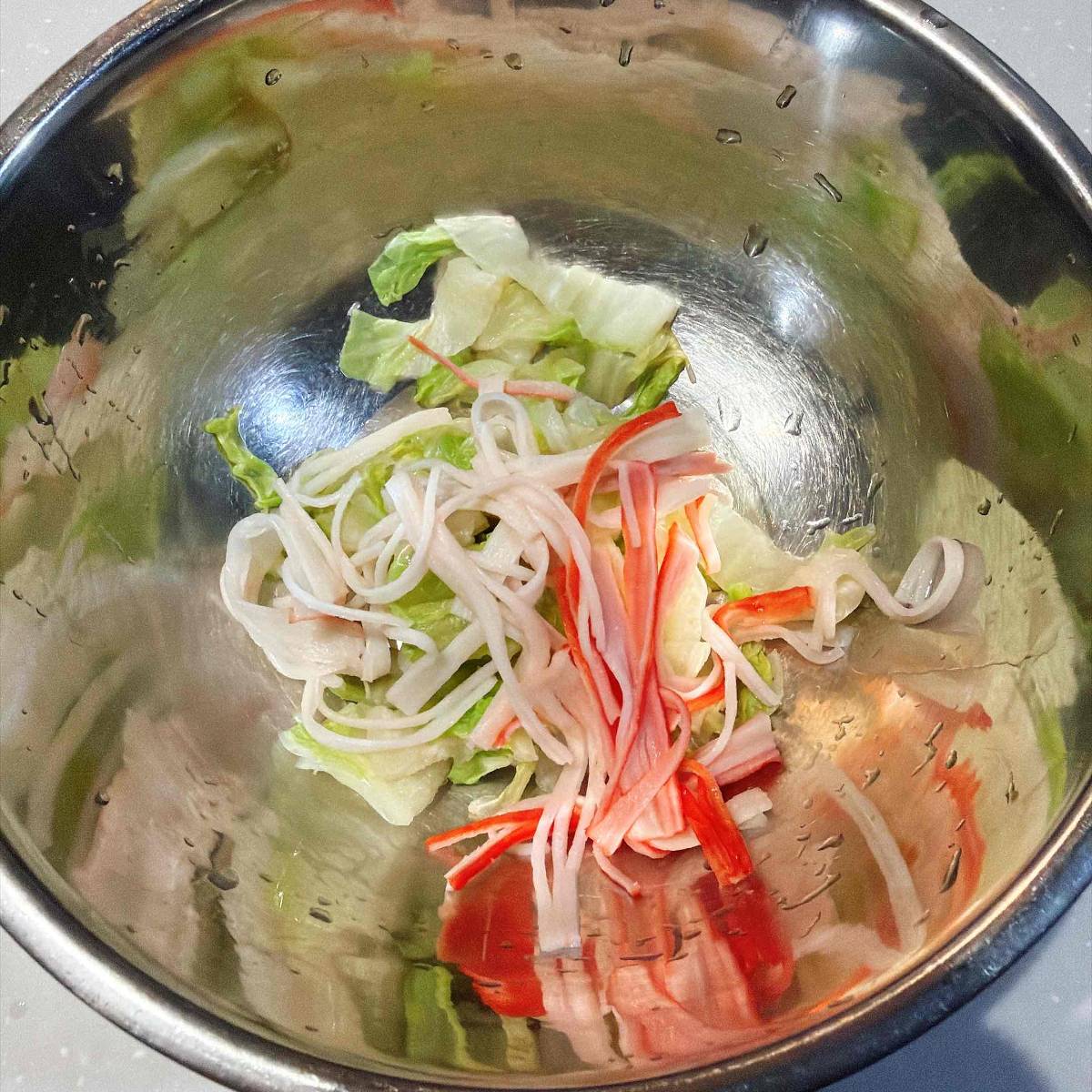 いちまさ公式の「カニかまと白菜の無限ナムル」のレシピ