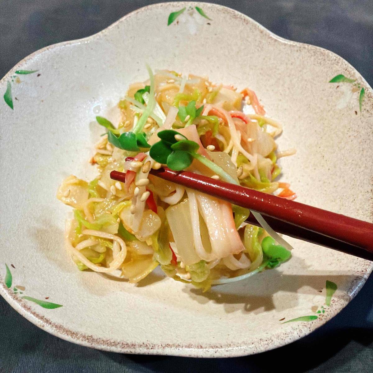 いちまさ公式の「カニかまと白菜の無限ナムル」のレシピ