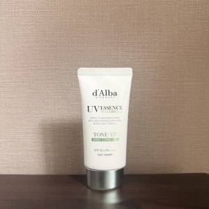 赤みを隠してトーンアップ！しっとり＆きしみにくい「d’Alba」の」UVクリーム