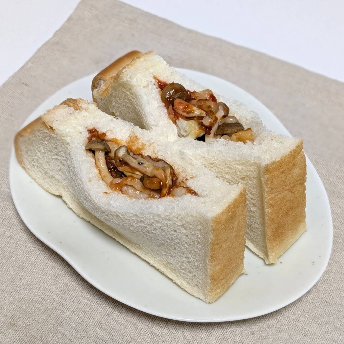 ヤマザキ公式の「ピザ風味ポケットサンド」のレシピ