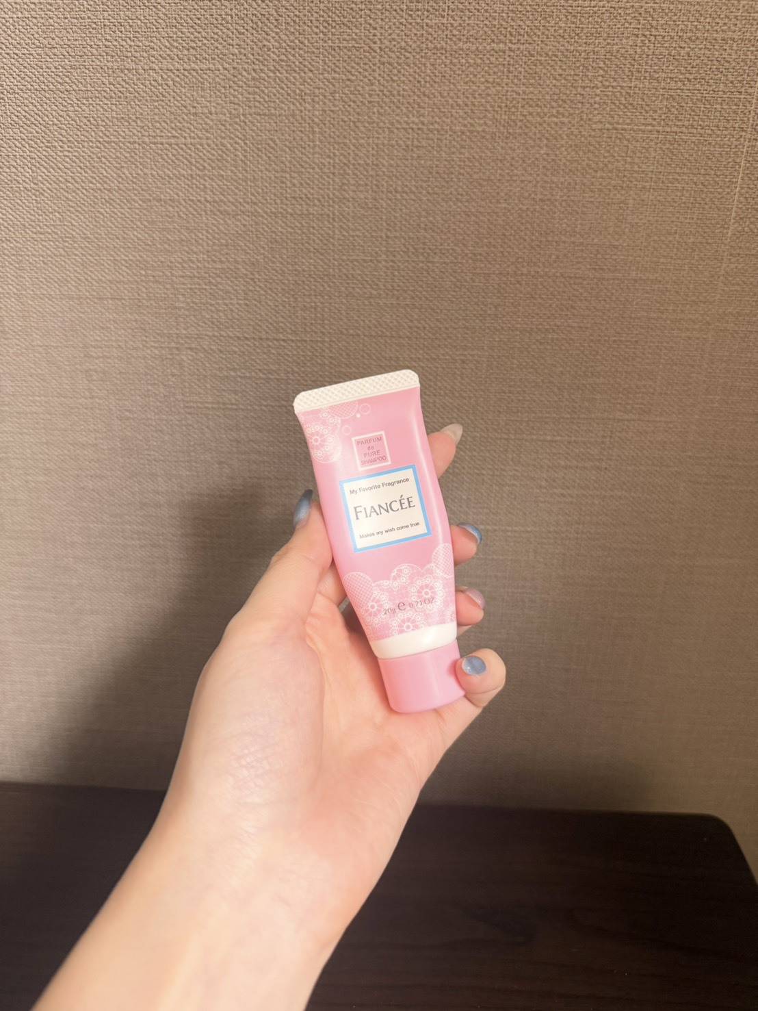 FIANCÉE(フィアンセ) ハンドクリーム ピュアシャンプーの香り