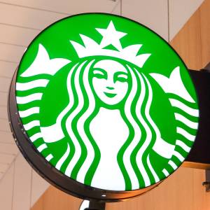  スターバックスの看板 