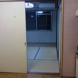 【ゾッとする怖い話】私は、妙なことに気づきました。引っ越し先で起きた恐怖体験