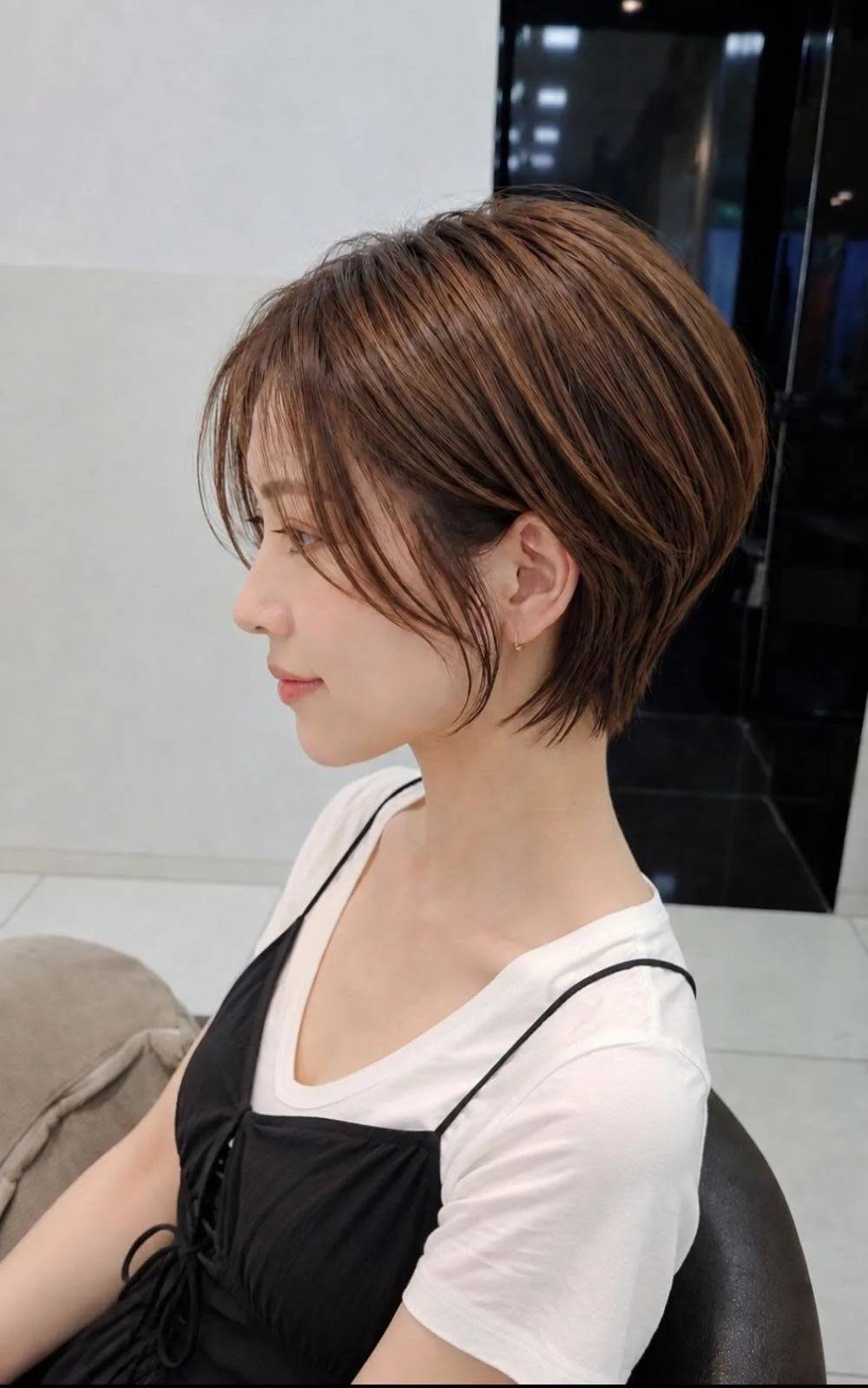 美人見えくびれショート