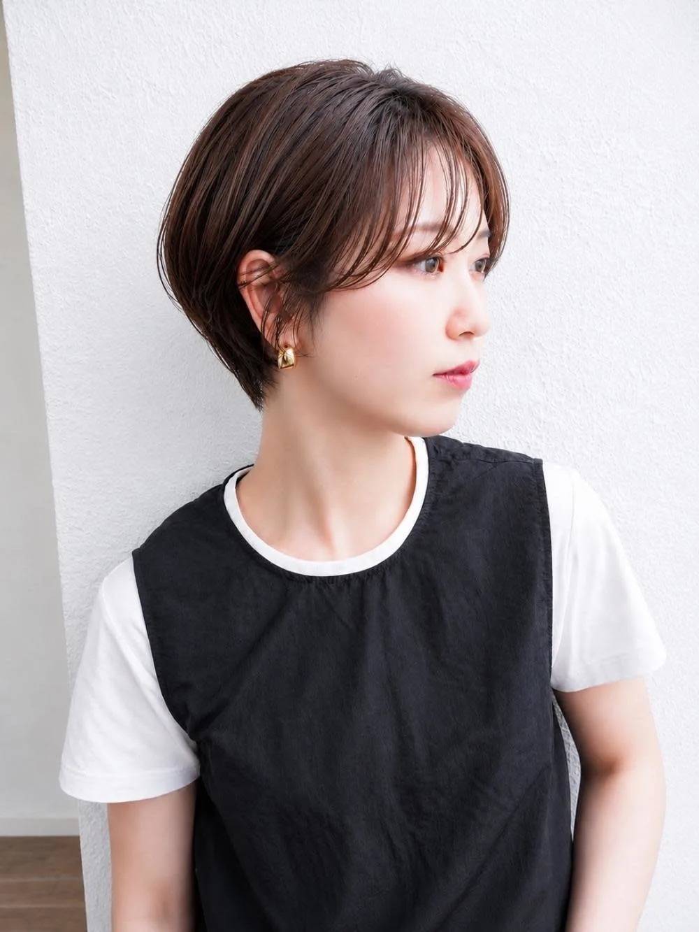 シンプルひし形ショート