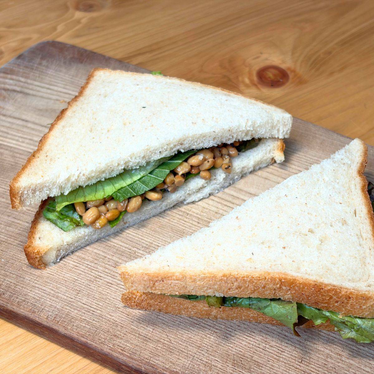 JAグループ公式の「大葉と納豆のサンドイッチ」のレシピ
