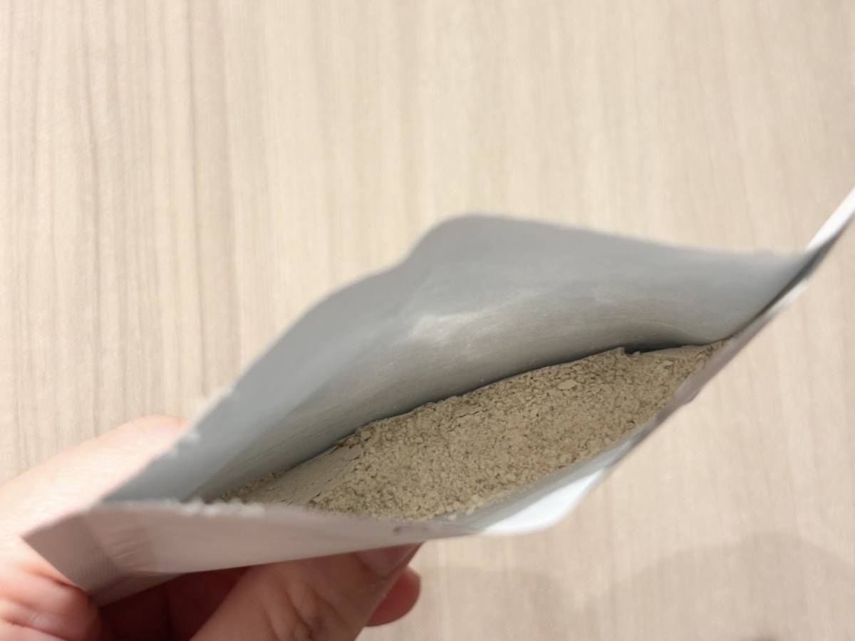 AKOMEYA TOKYO ヒエヌカオイルを配合したクレイ入浴剤