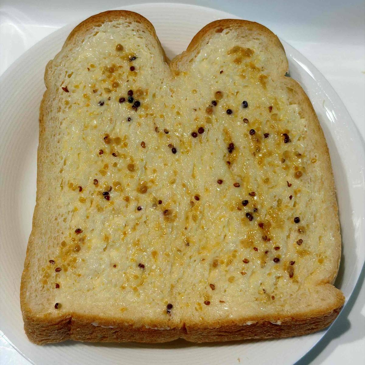 ヤマザキ公式の「目玉焼きオープンサンド」のレシピ