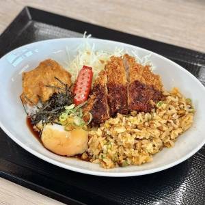【かつや】「レギュラー化しても良い」「わんぱくすぎる」SNSで大好評♪新作「チャーハン」を食べてみた