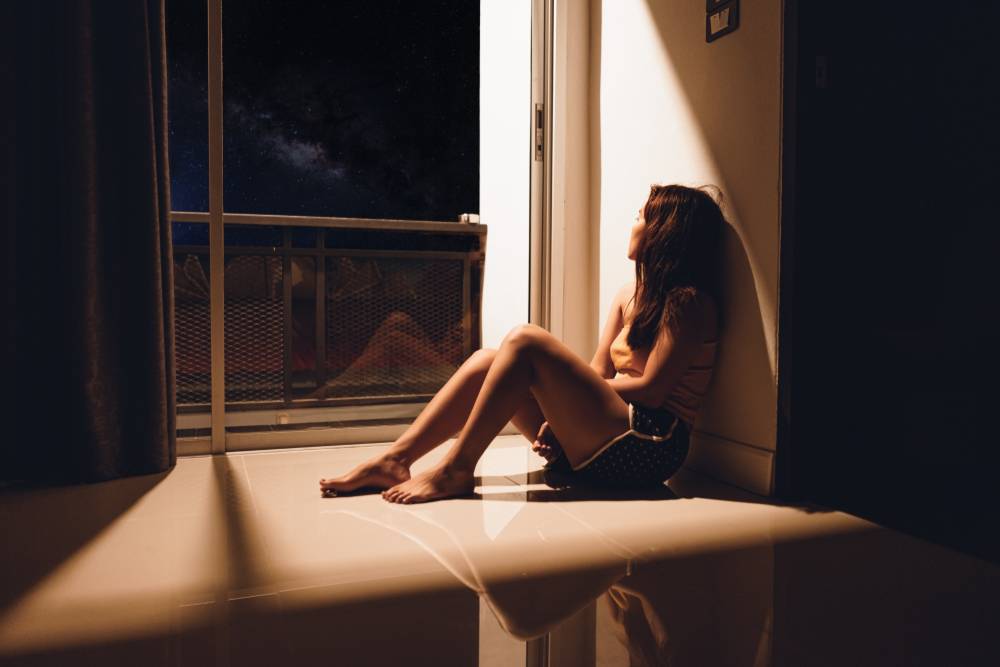 女性