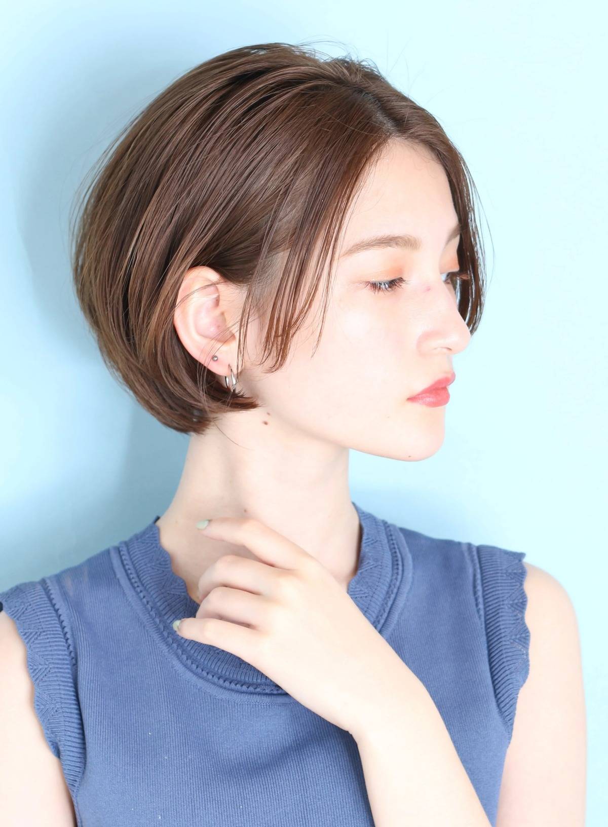 前髪長めの大人ボブ