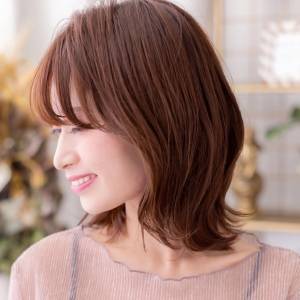  チェリーカラーのくびれボブ 