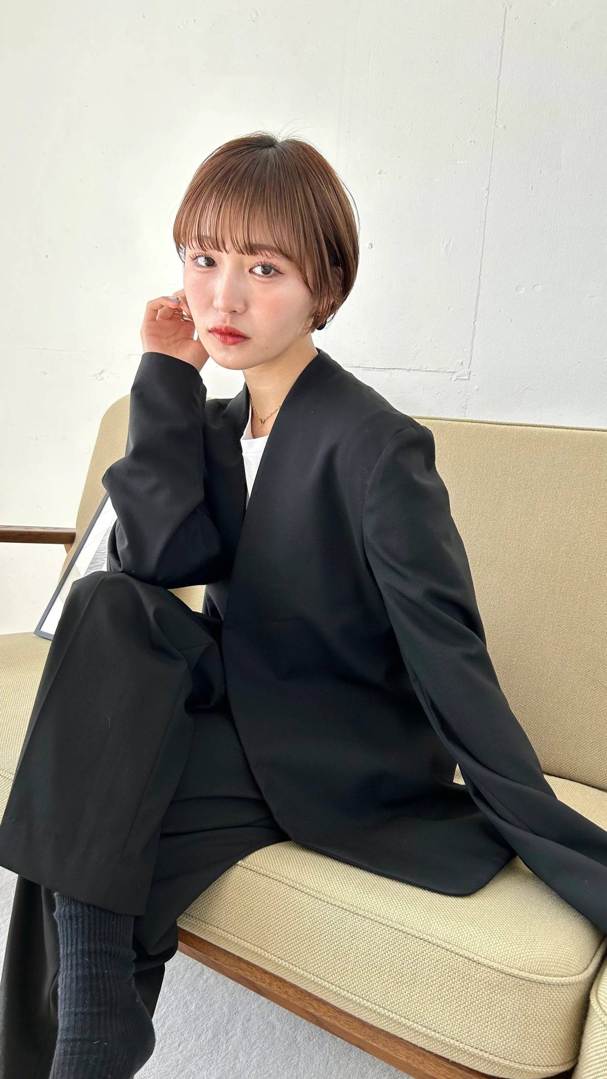 ワイドバングのきれいめショート
