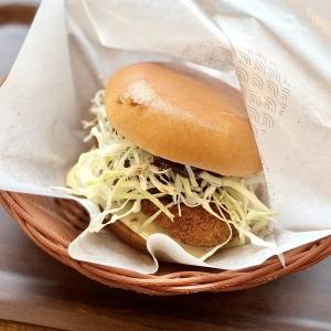 【モスバーガー】「完成度がめちゃくちゃ高い」「リピ3回目」SNSで大絶賛の新作バーガーが発売中だよ！