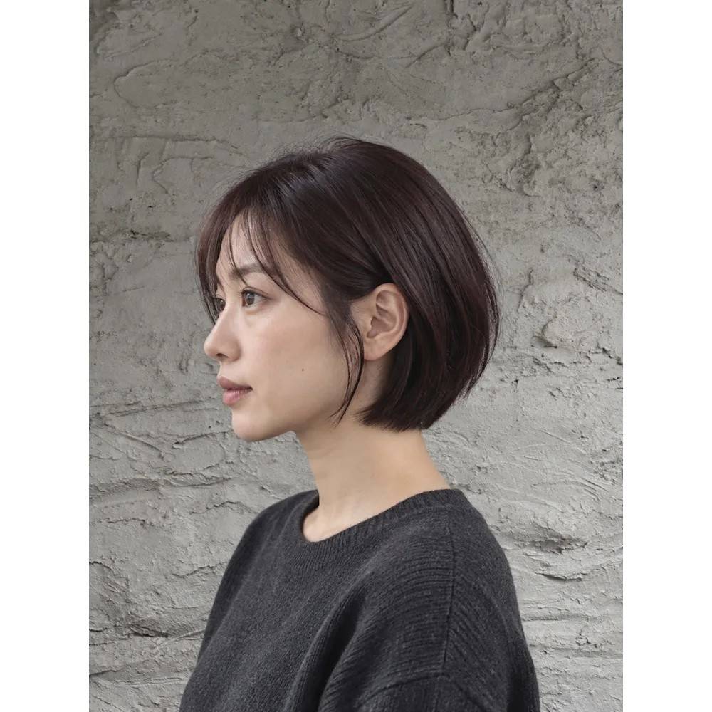レッドブラウンの丸みボブ