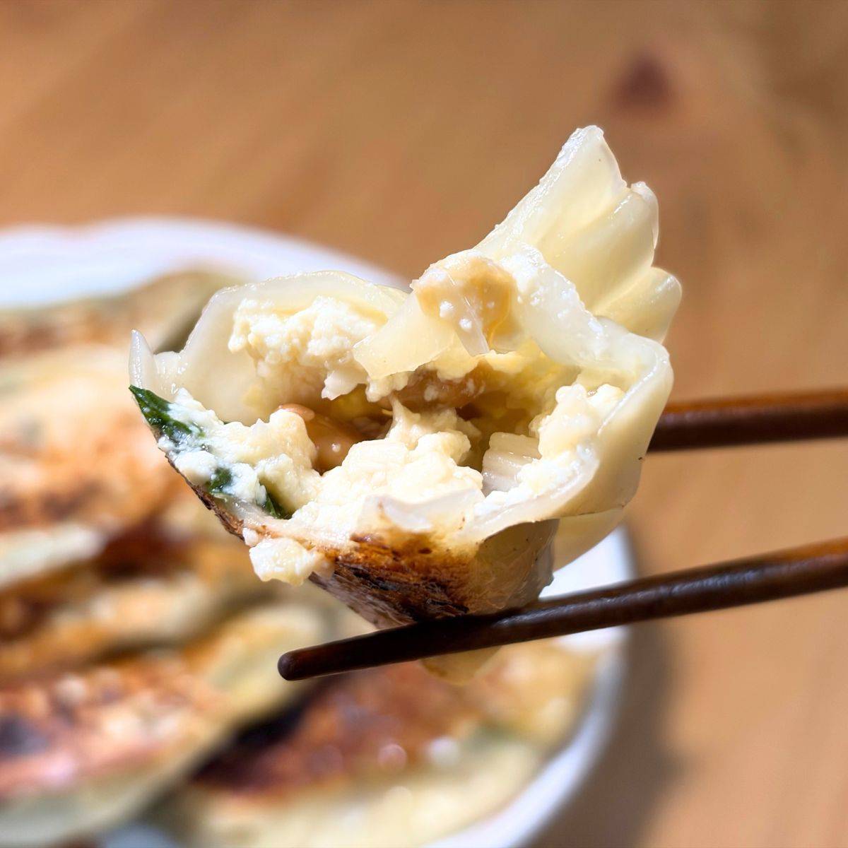 タカノフーズ公式の「豆腐と納豆の香味餃子」のレシピ