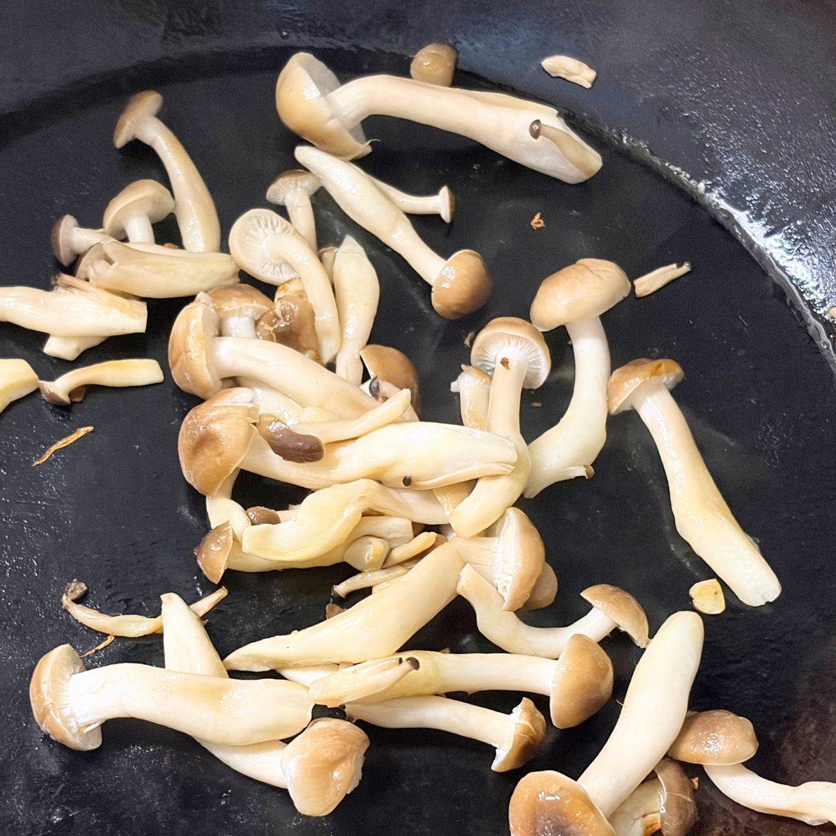 JAグループ公式の「しらすときのことみょうがの和風パスタ」のレシピ