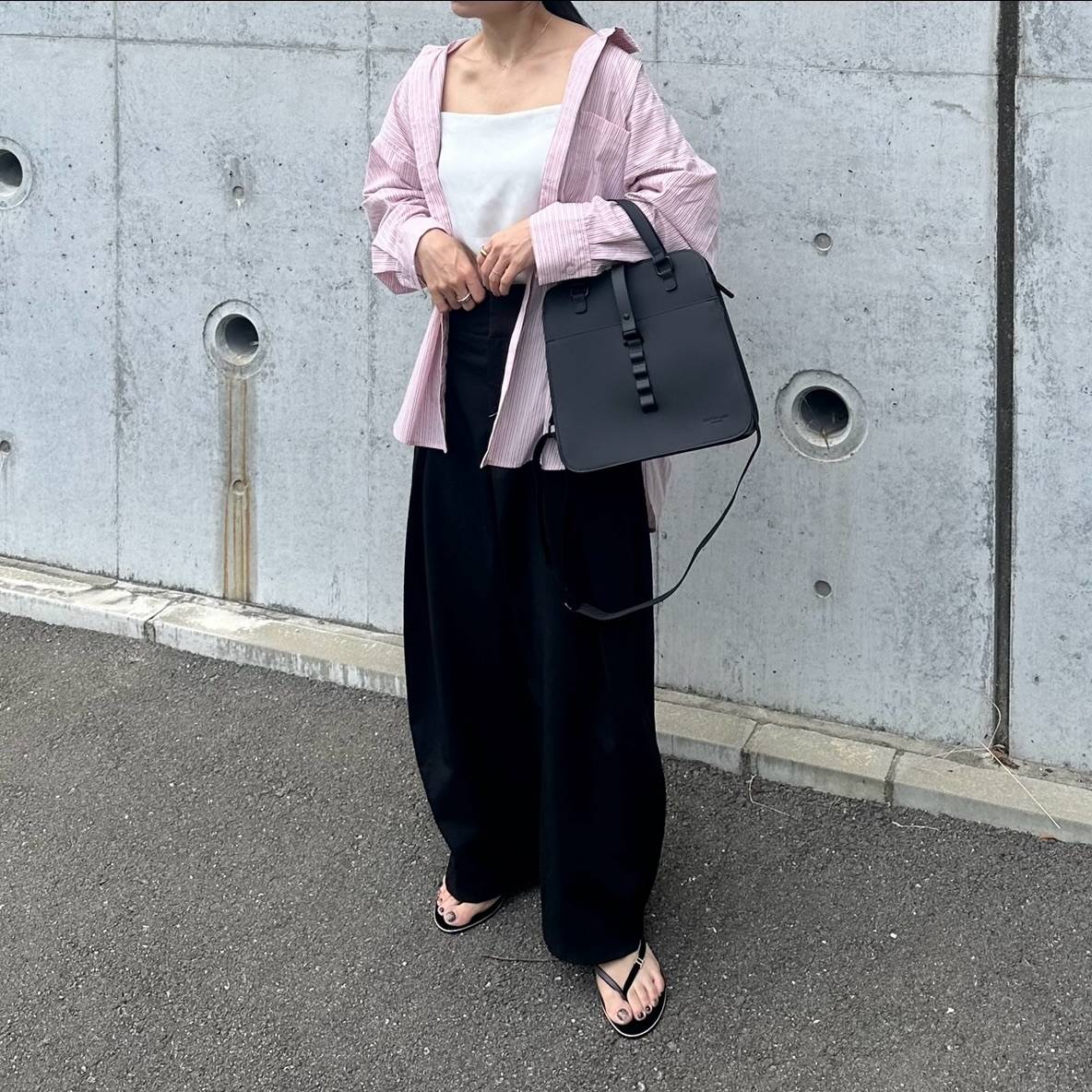 ピンクのストライプ柄シャツを主役にする♡